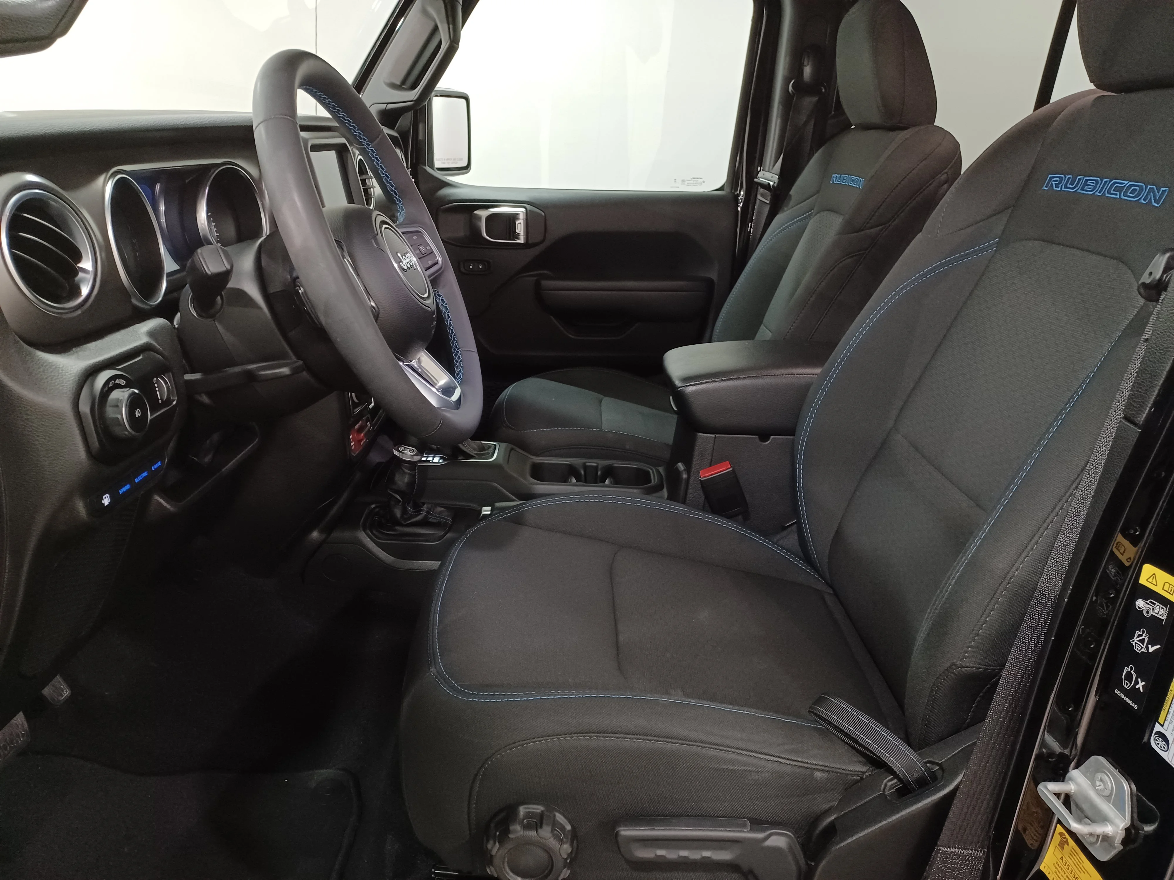 Certified Used 2023 Black Jeep Rubicon 4x4*Plug In Hybrid | Nav | Remote Start | Htd Seats | Htd Wheel | CarPlay | Park Assist image 10