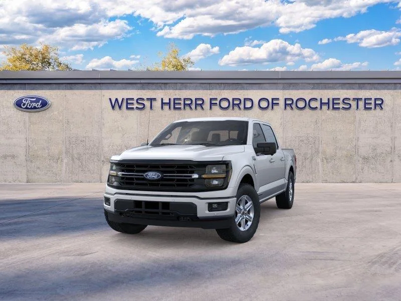 New 2026 Iconic Silver Metallic Ford XLT image 3