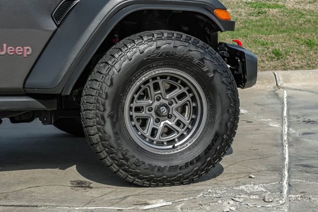 Used 2022 Gray Jeep Rubicon image 73