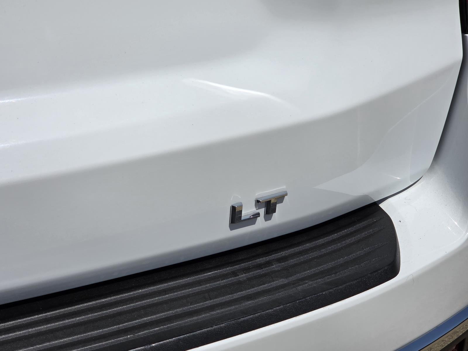 Used 2021 Summit White Chevrolet LT image 9