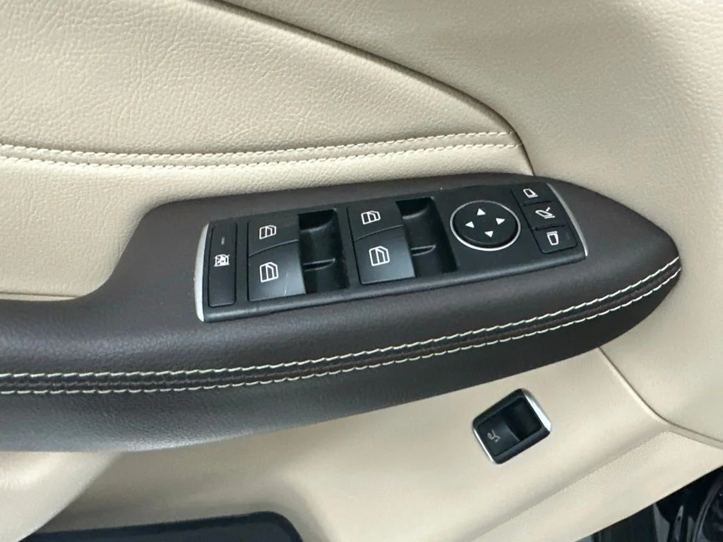 Used 2018 Black Mercedes-Benz GLE 350 image 11