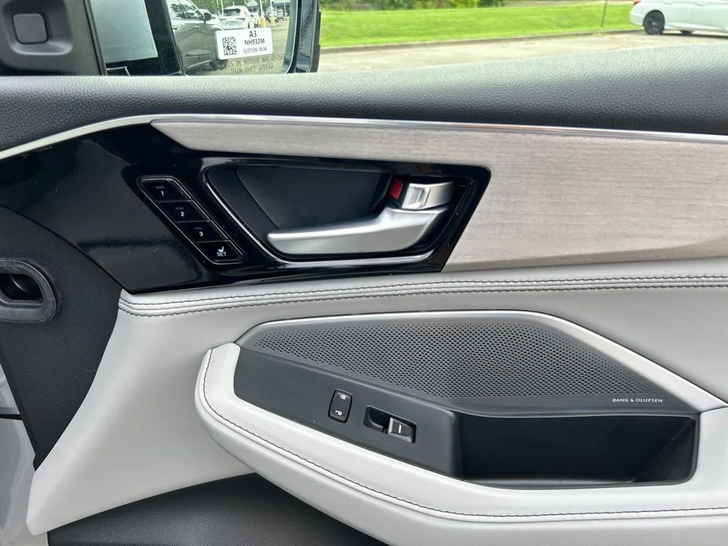 New 2026 Solar Silver Metallic Acura Advance Package image 19
