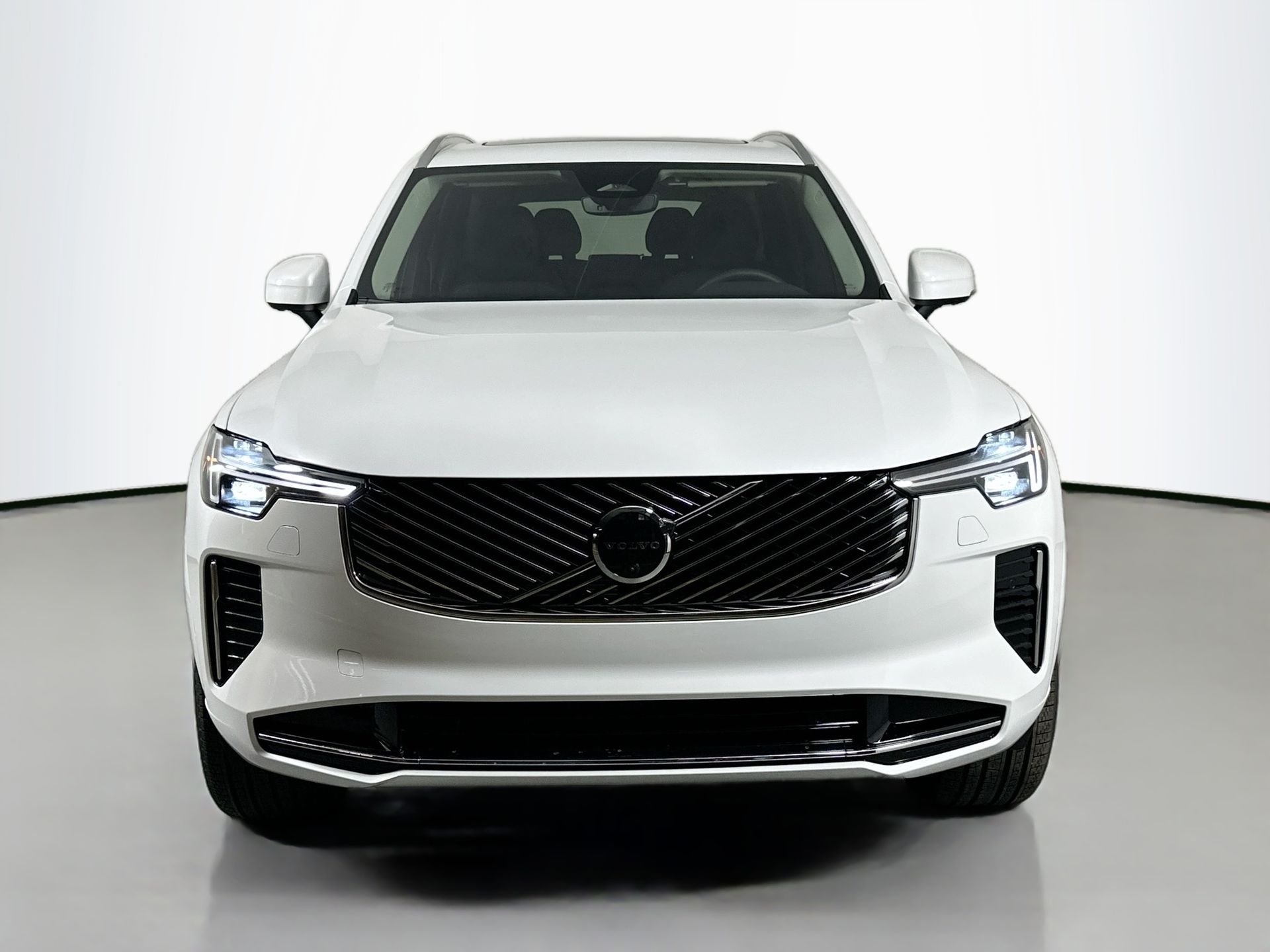 2026 Volvo XC90 Plus