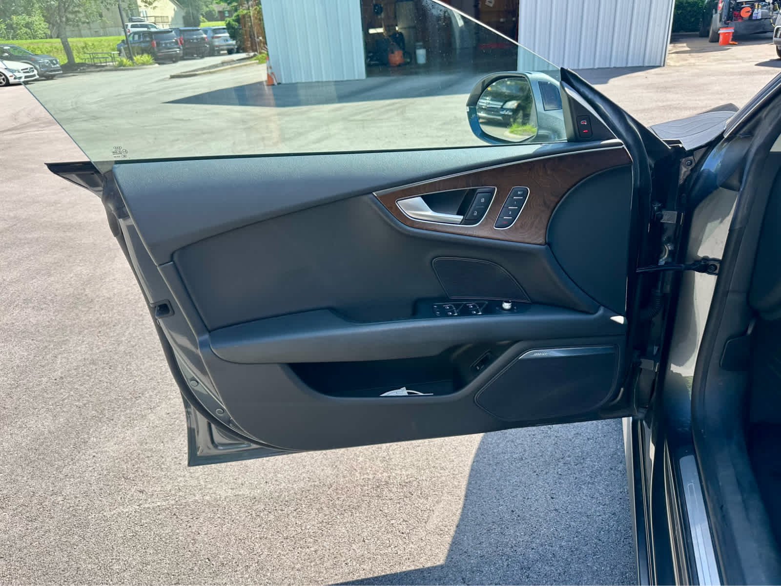 Used 2014 Daytona Gray Pearl Effect Audi 3.0 Prestige image 10
