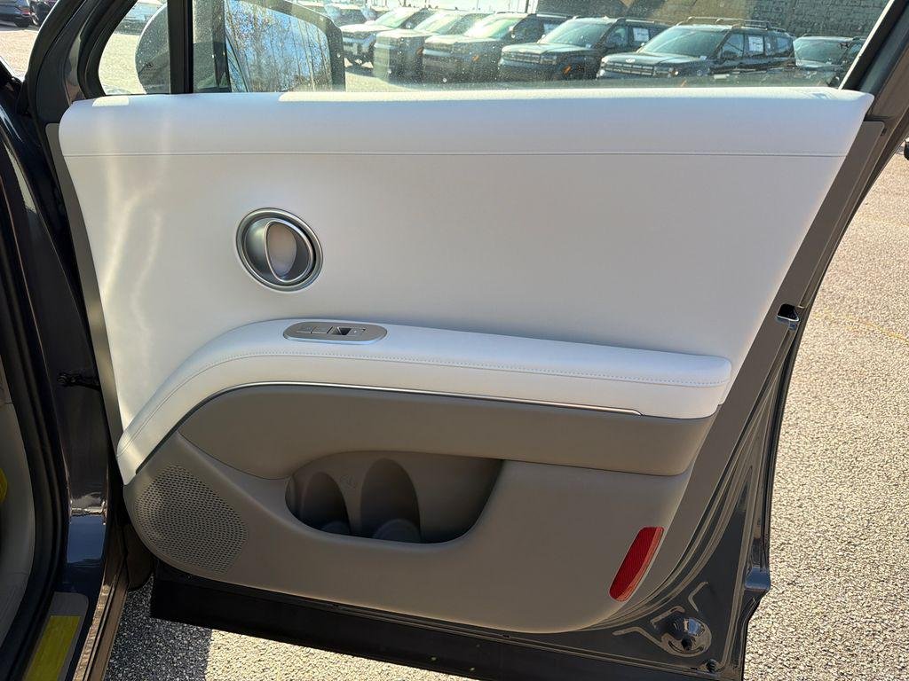 New 2026 Gray Hyundai SEL FWD image 14