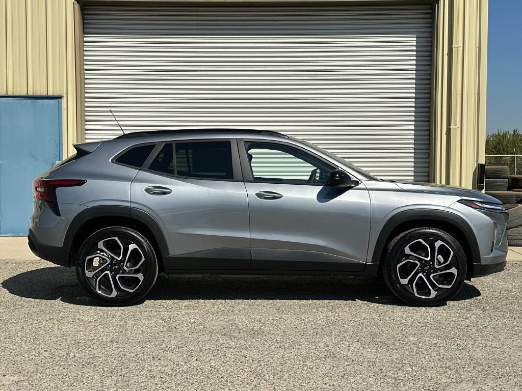 2026 Chevrolet Trax RS - Photo 3