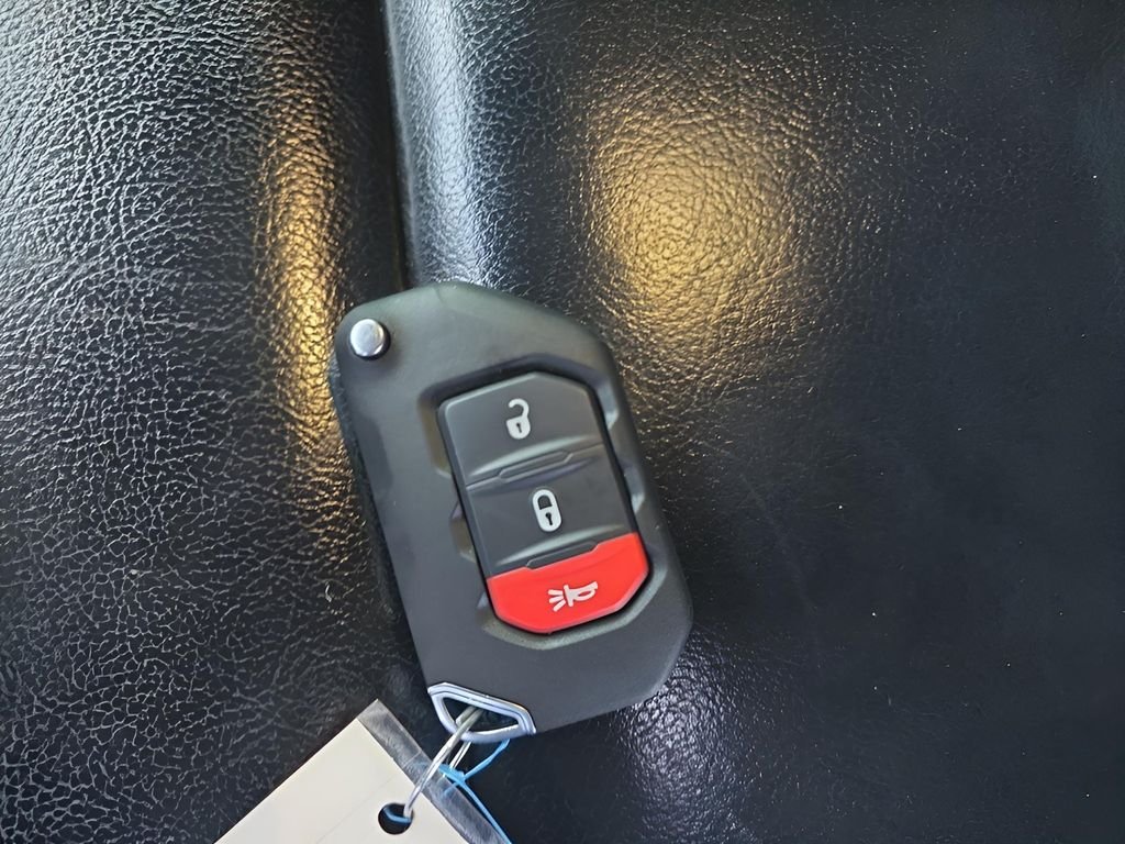 Used 2020 Black Clearcoat Jeep Rubicon image 39
