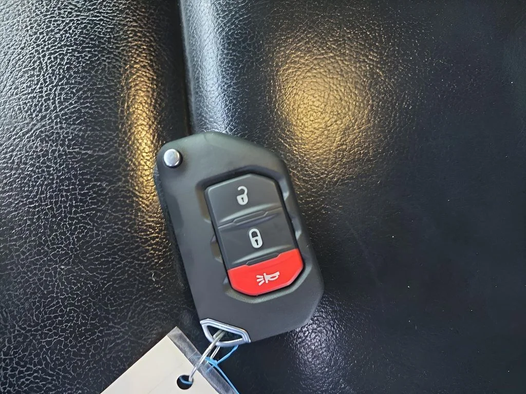 Used 2020 Black Clearcoat Jeep Rubicon image 39