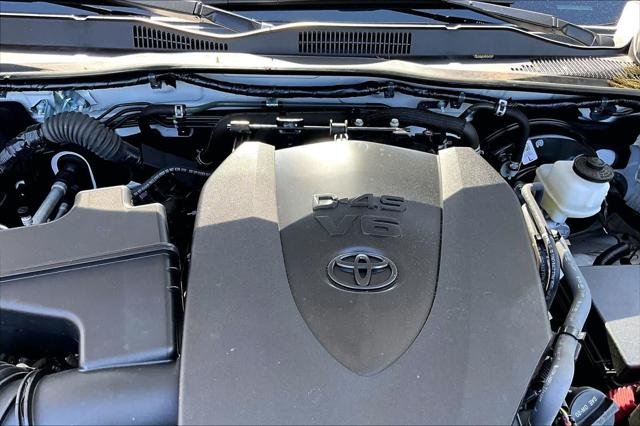Certified Used 2023 ICE CAP Toyota  image 32