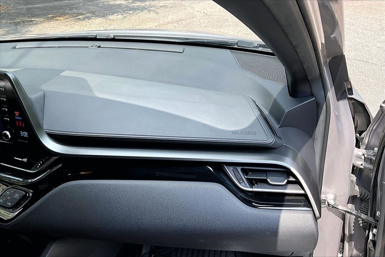 Used 2019 Silver Toyota LE image 22