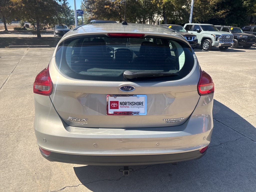 Used 2016  Ford Titanium image 5