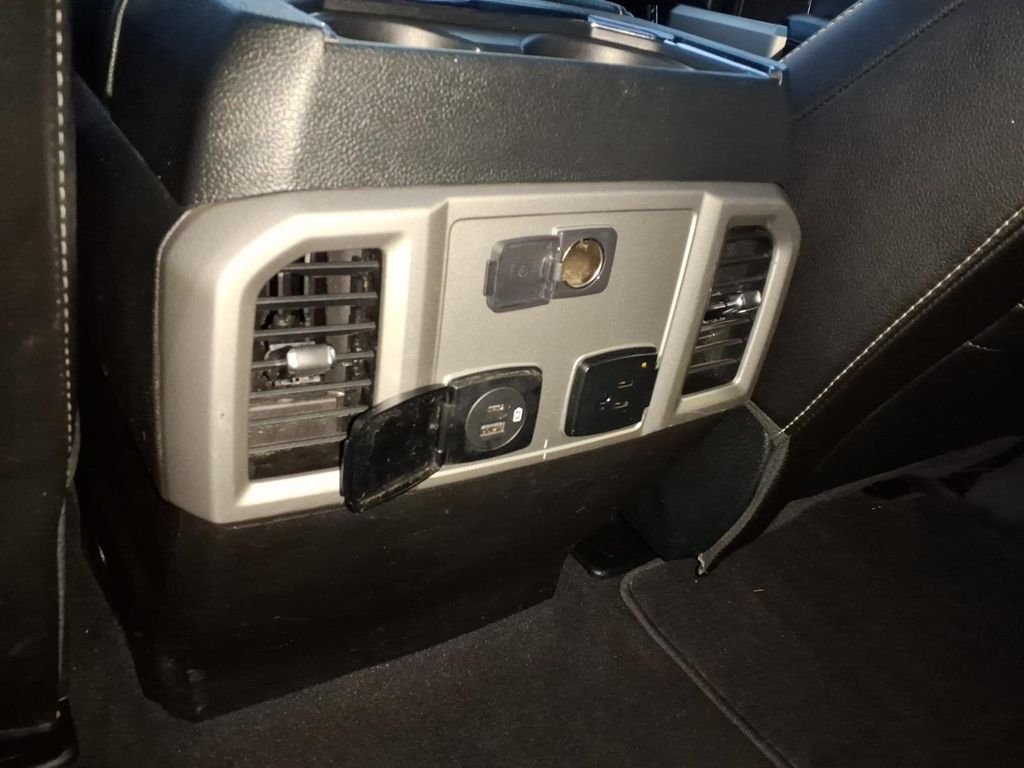 Used 2021 White Metallic Ford Lariat image 4