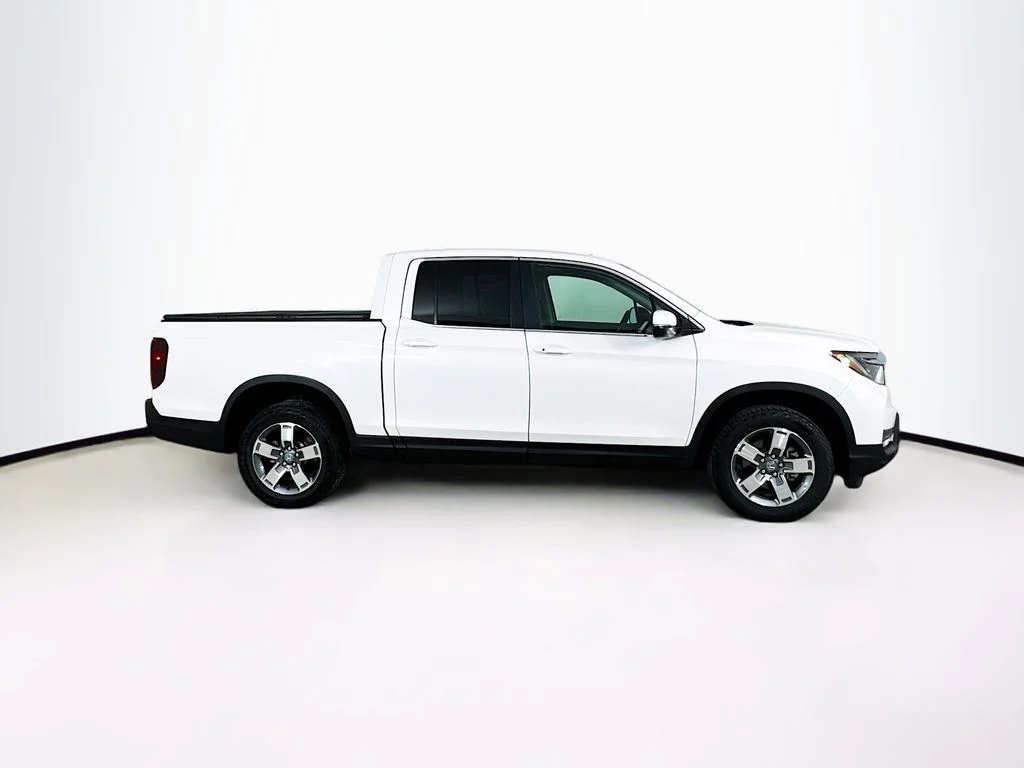 New 2026 Platinum White Pearl Honda RTL image 9