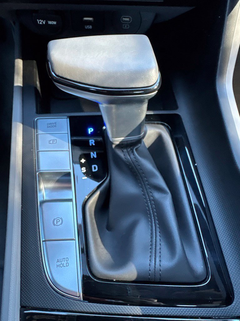 2024 Hyundai Elantra SEL - Photo 25