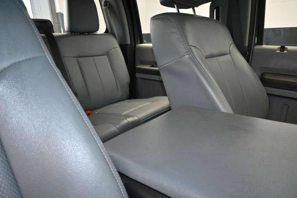Used 2016 Gray Ford XL image 25
