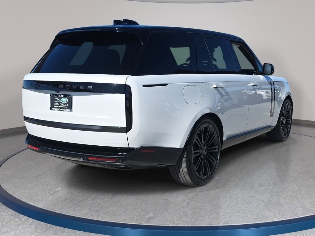 New 2026 Icy White LAND ROVER SE image 5