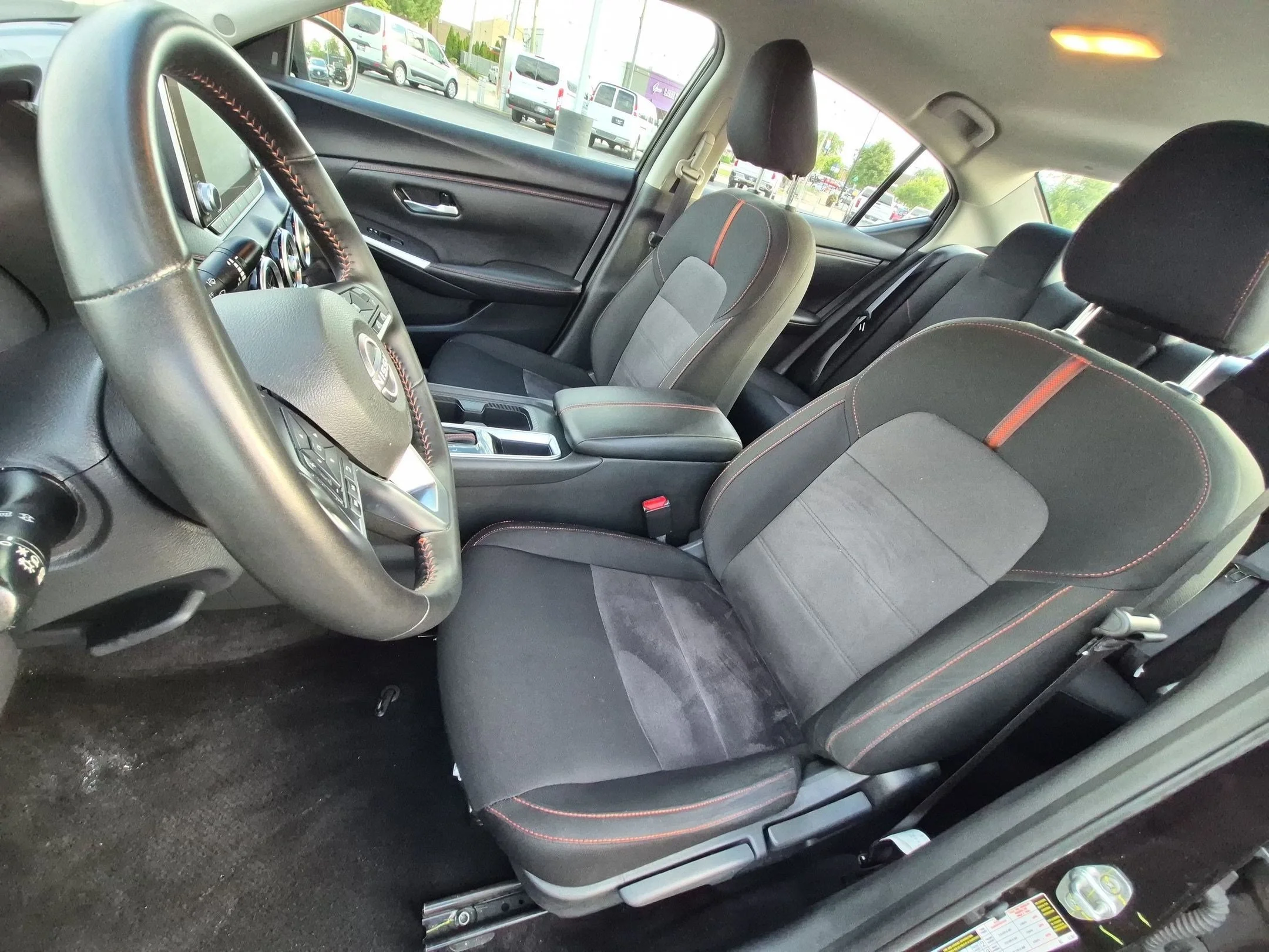 Used 2025 Super Black Nissan SR image 11
