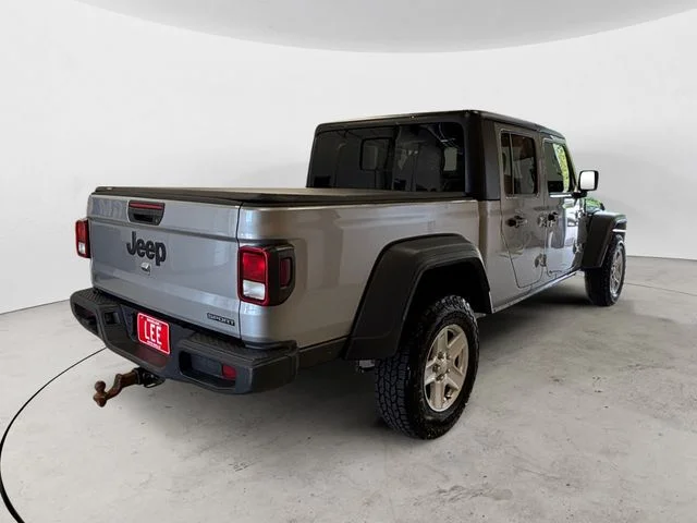 Used 2020 Silver Jeep Sport image 6