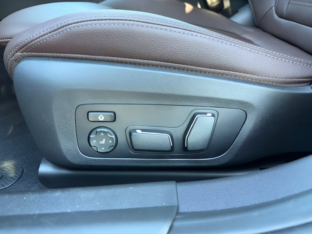 New 2026 Dravit Grey Metallic BMW 330i image 11