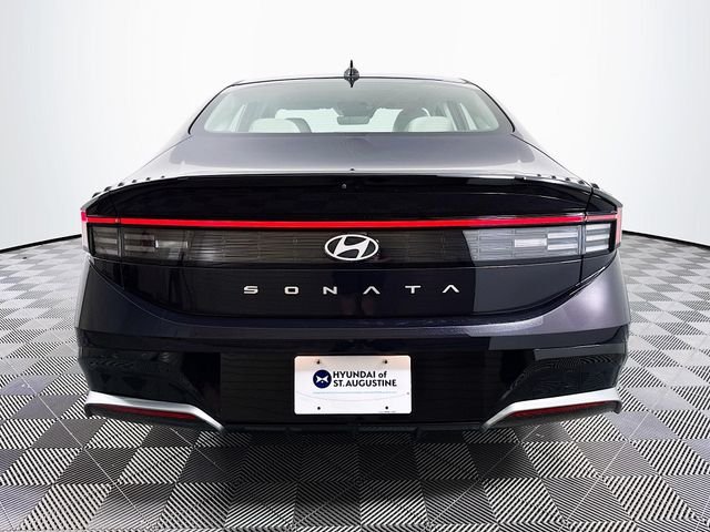 Certified Used 2024 Blue Hyundai SEL image 6
