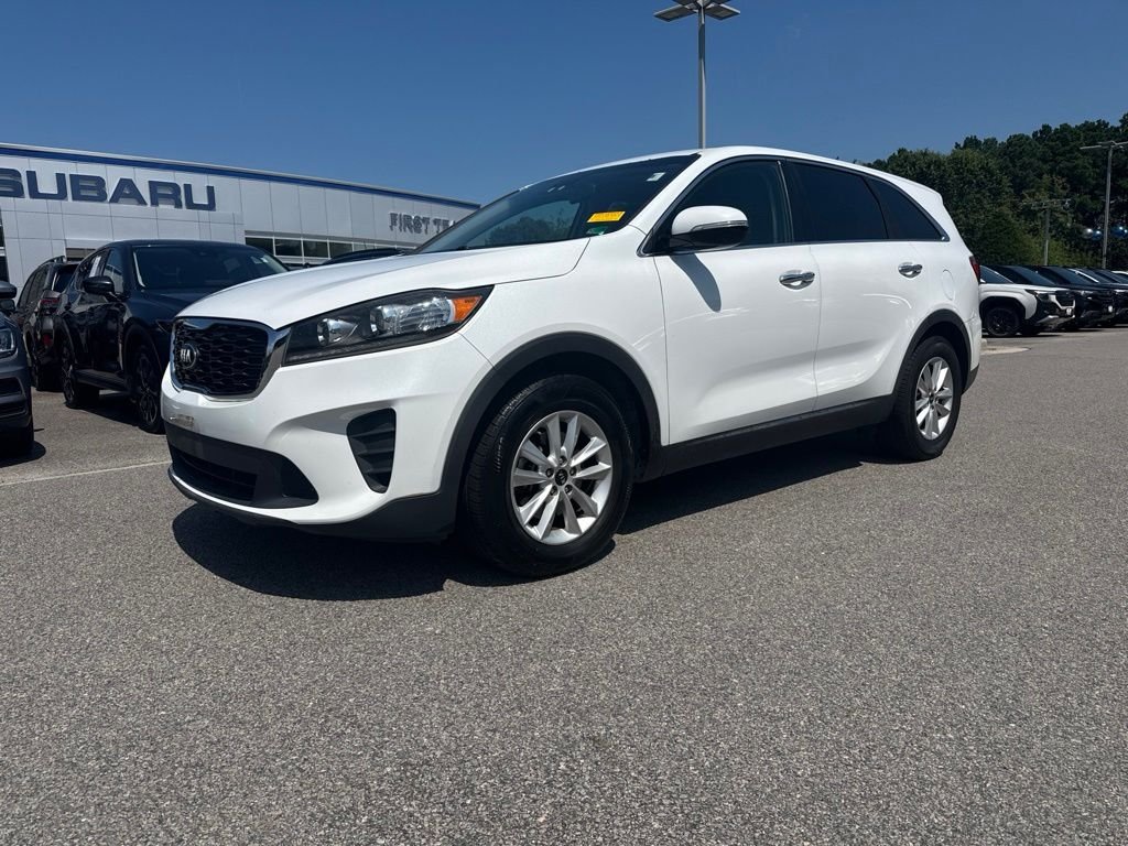 Used 2019 White Kia LX image 2