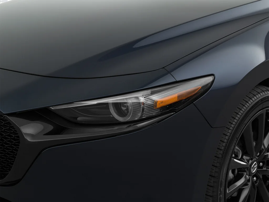 Used 2021 Blue Mazda Preferred image 15