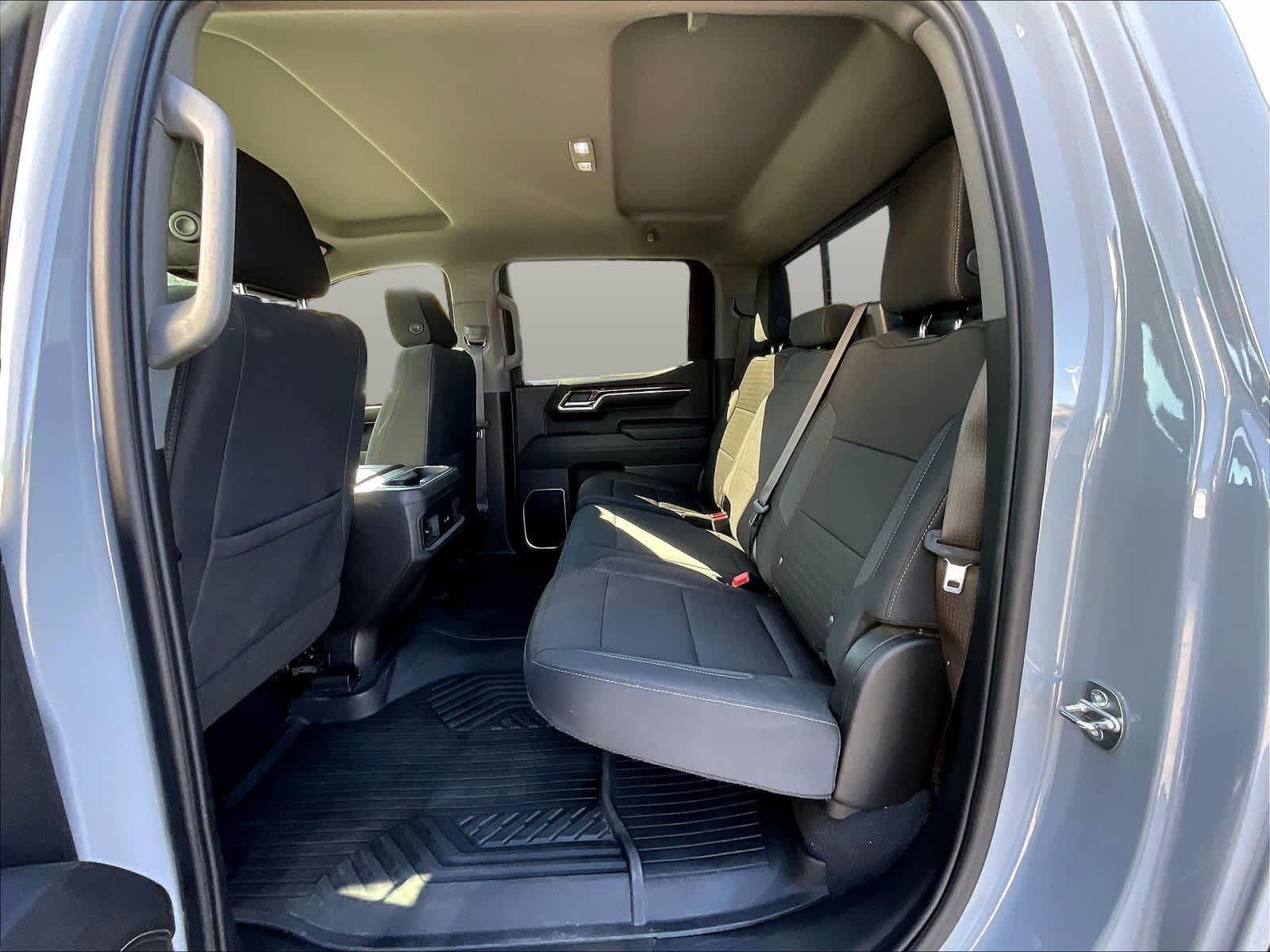 2024 Chevrolet Silverado 1500 RST - Photo 25