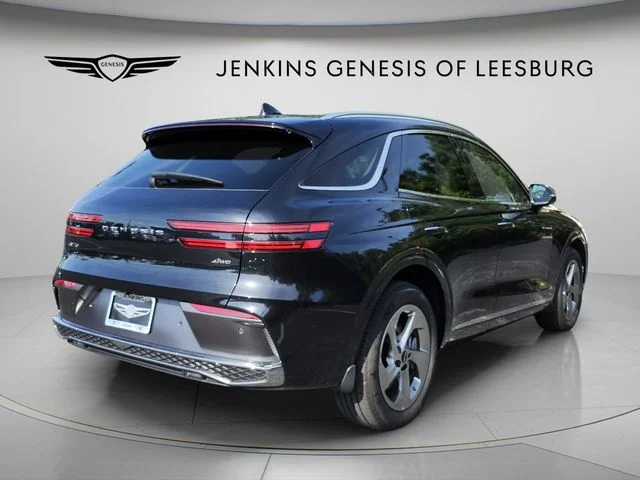 Used 2026 Black Genesis 2.5T image 4