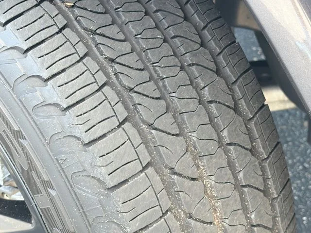 Used 2019 Gray Jeep Altitude image 34