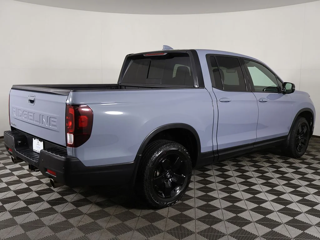 2025 Honda Ridgeline Black Edition - Photo 13