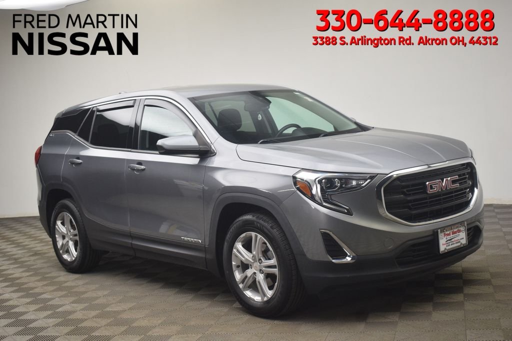 Used 2020 Gray GMC SLE image 1