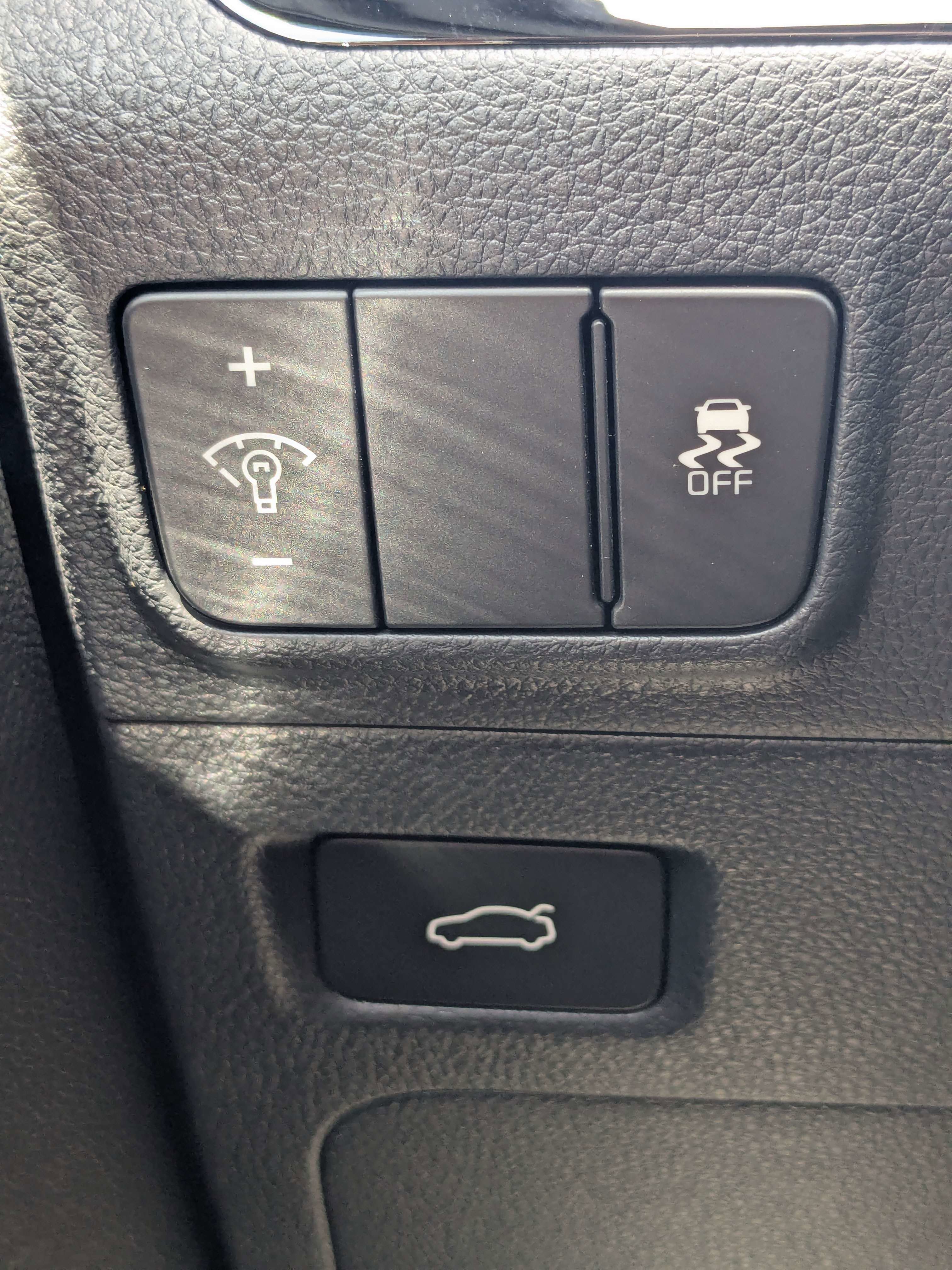 New 2026 Aurora Black Pearl Kia GT-Line FWD image 32