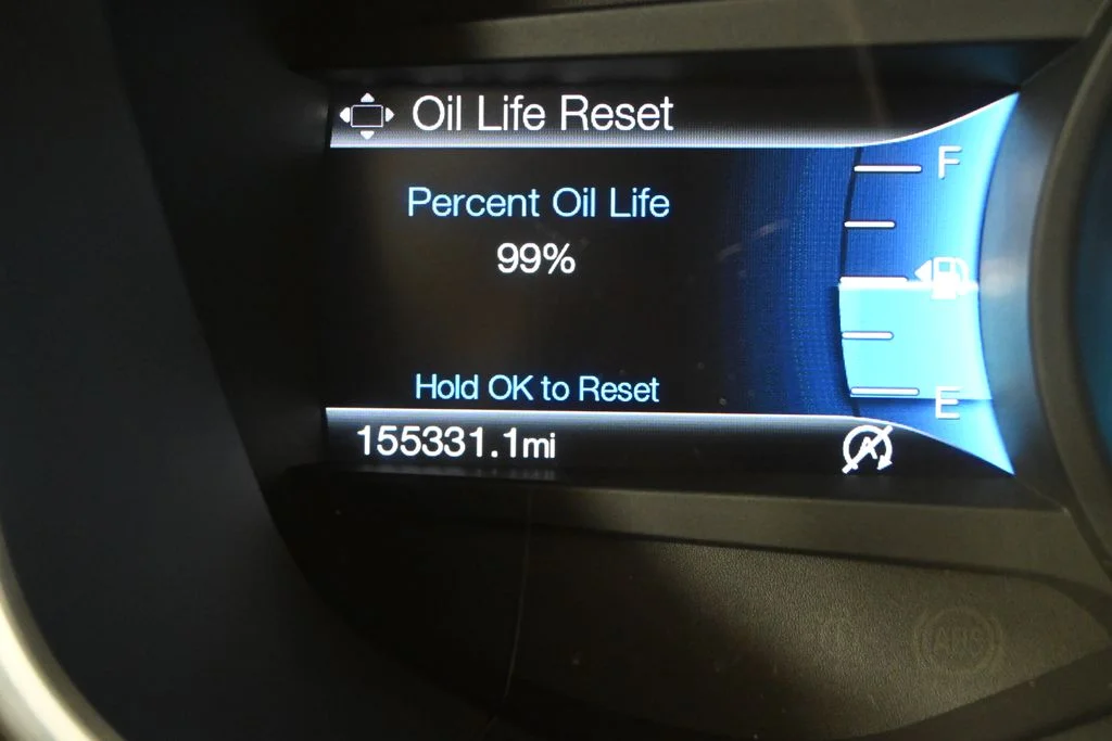 Used 2017 Red Ford SE image 26