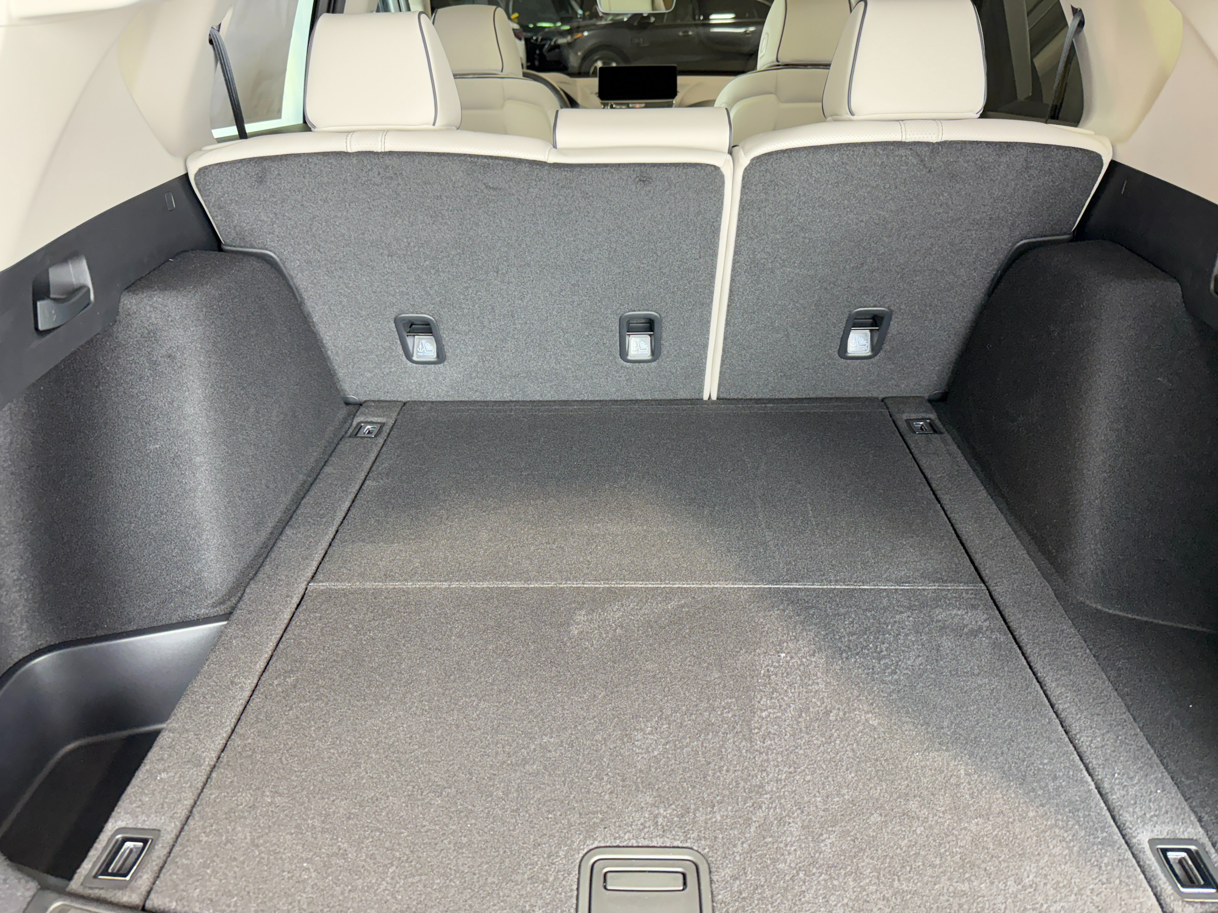 New 2026 Platinum White Pearl Acura w/Advance Package image 37