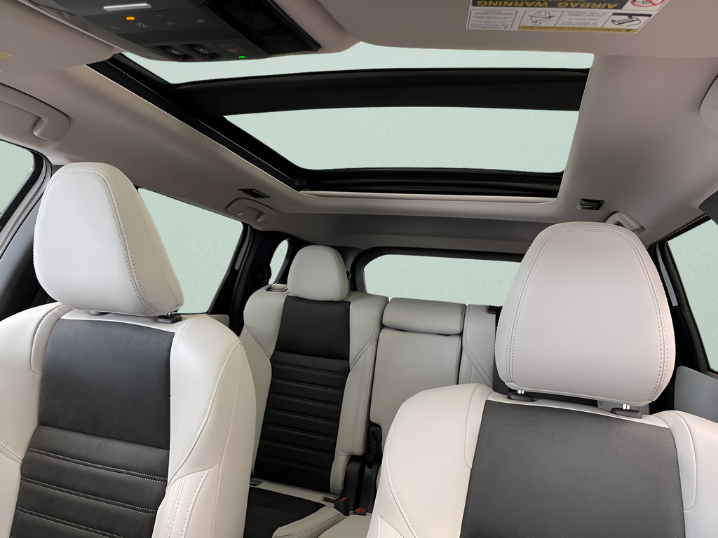 New 2026 White Diamond Mitsubishi SE image 9