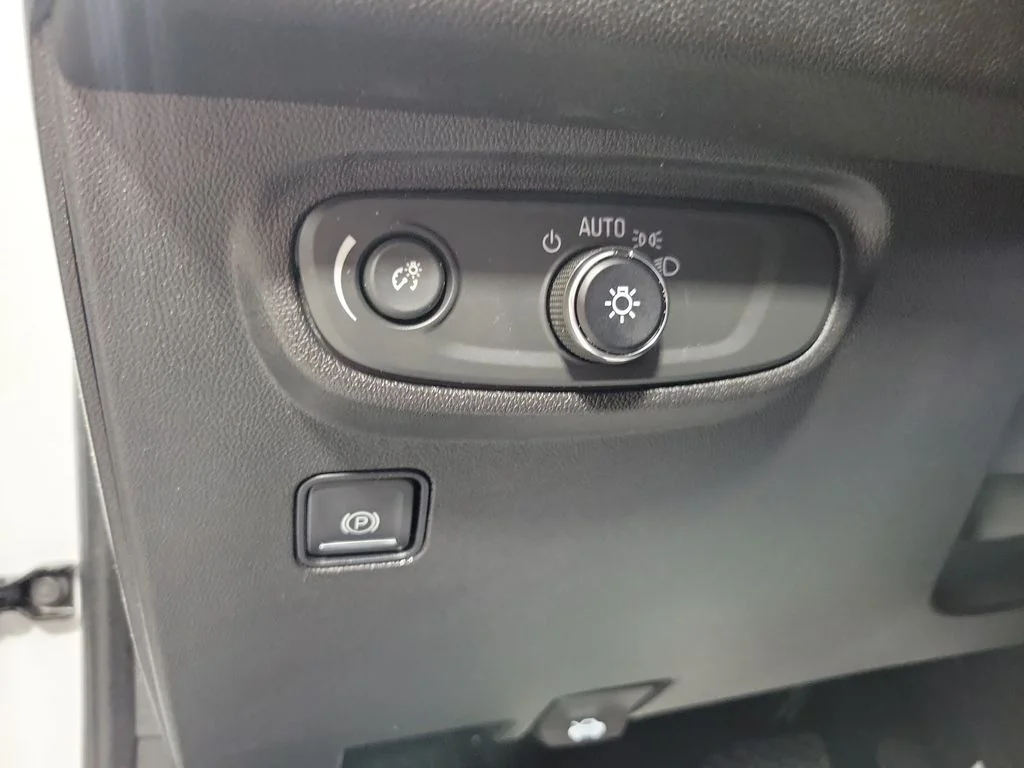 Certified Used 2023 White GMC SLE image 36