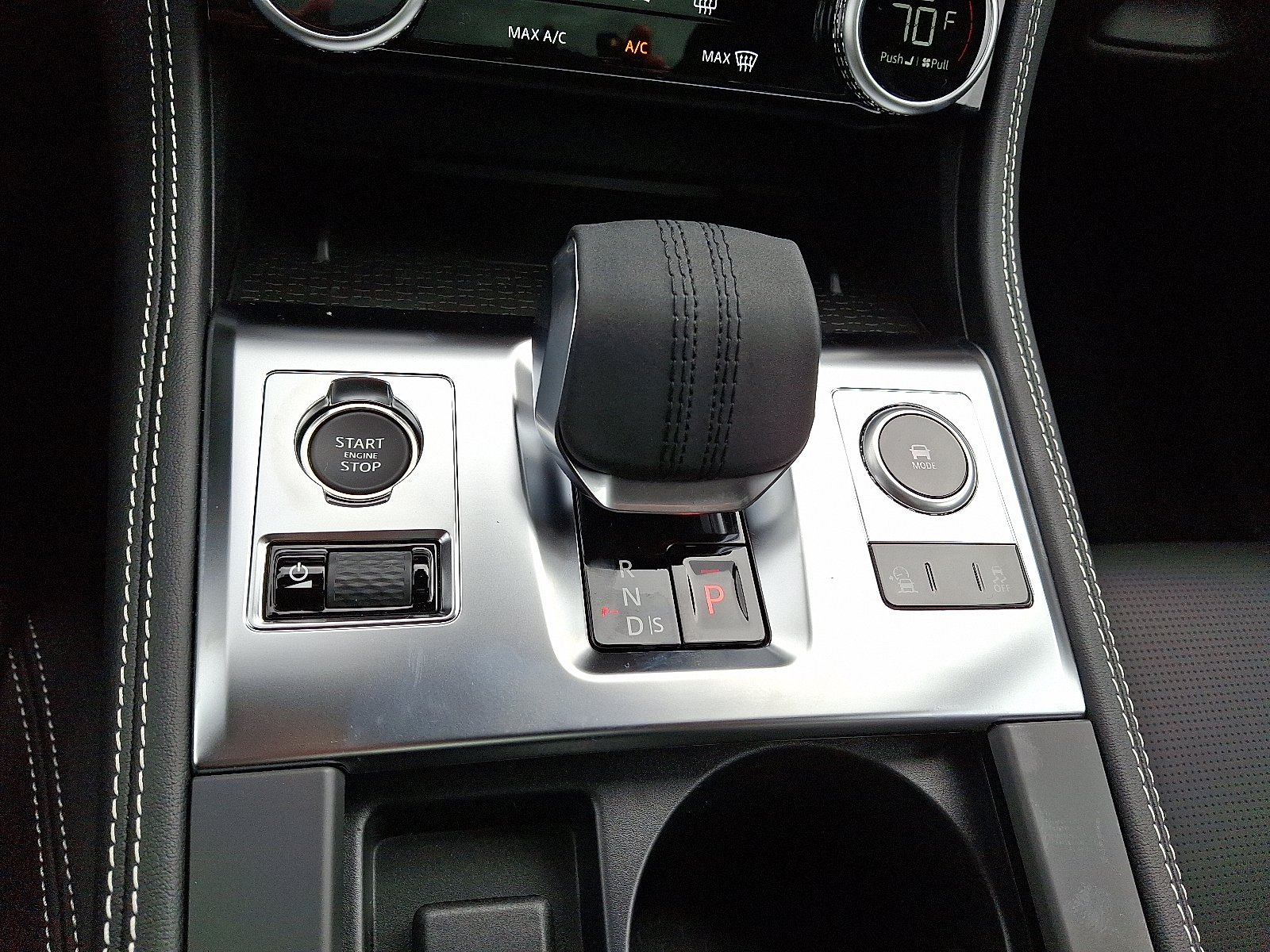 2026 Jaguar F-Pace R-Dynamic S - Photo 12