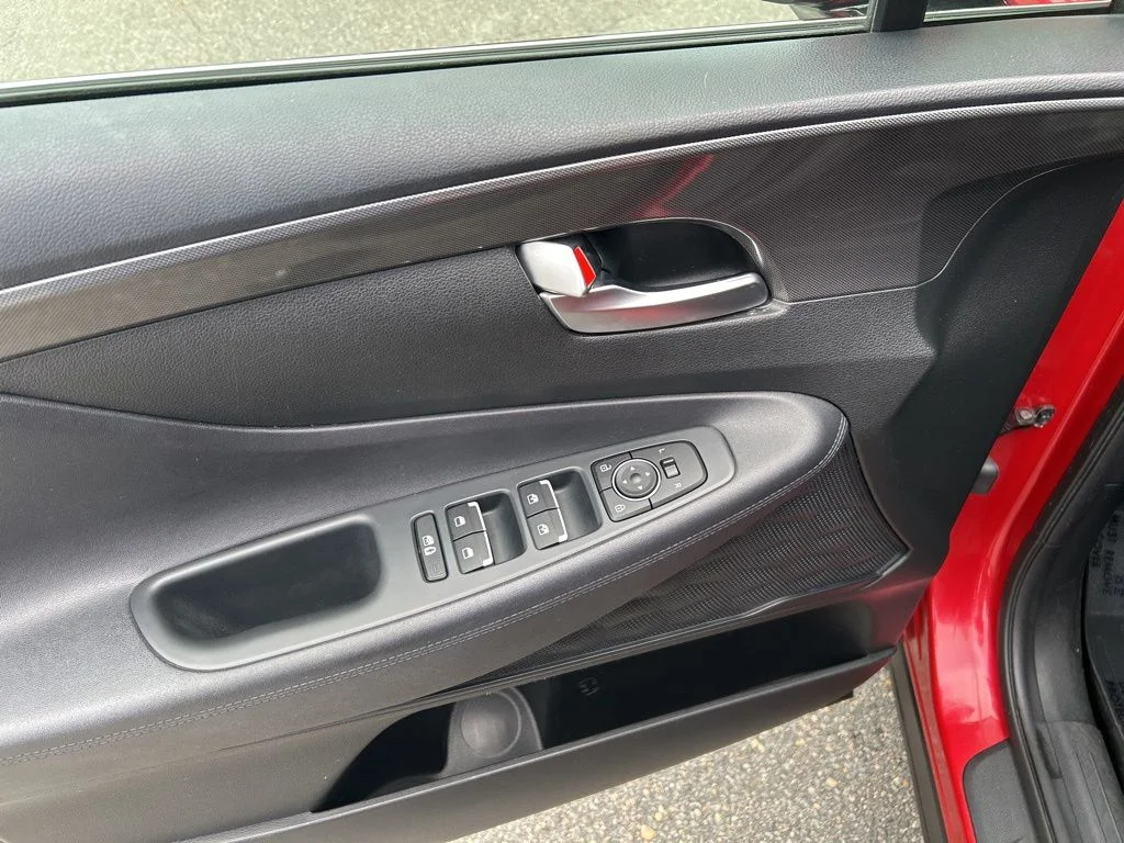 Used 2021 Red Hyundai SEL image 15
