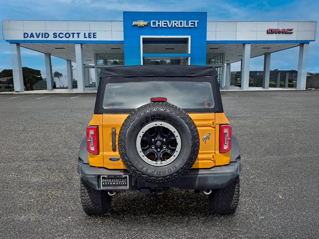 Used 2021 Cyber Orange Met Ford Base image 11