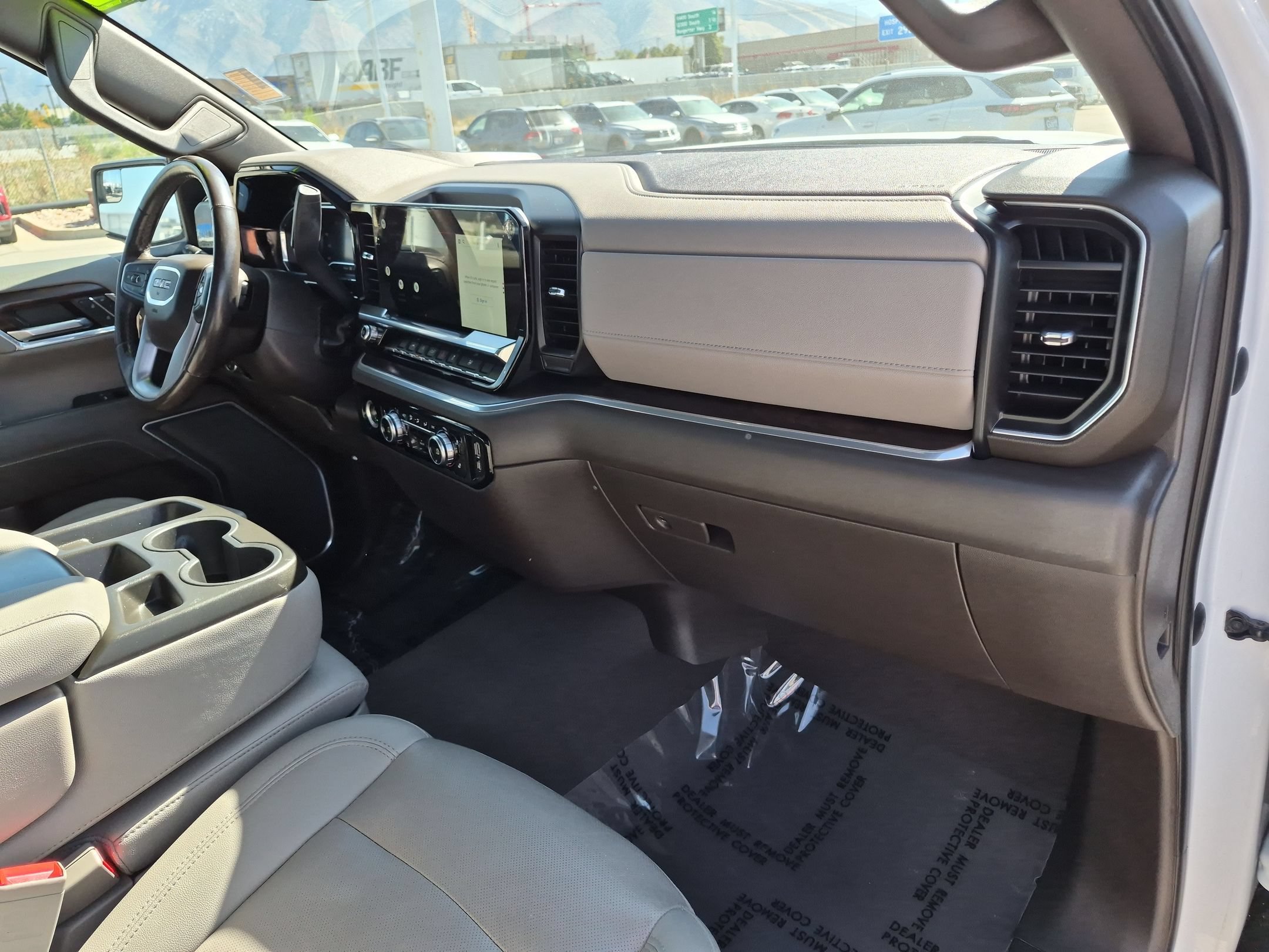 Used 2022 Summit White GMC SLT image 31