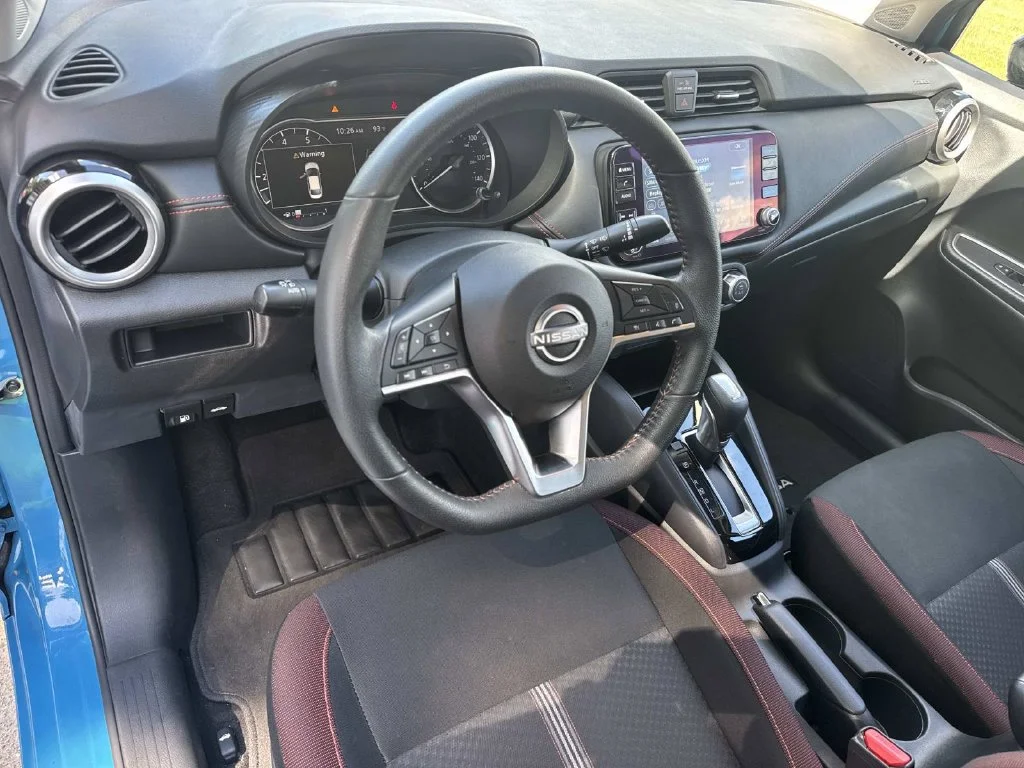 Used 2025 White Nissan 1.6 SR image 33