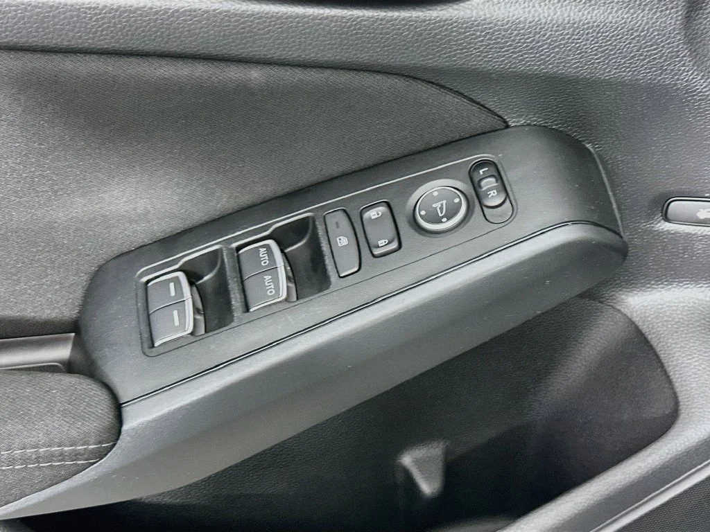 Used 2022 Silver Honda Sport image 18