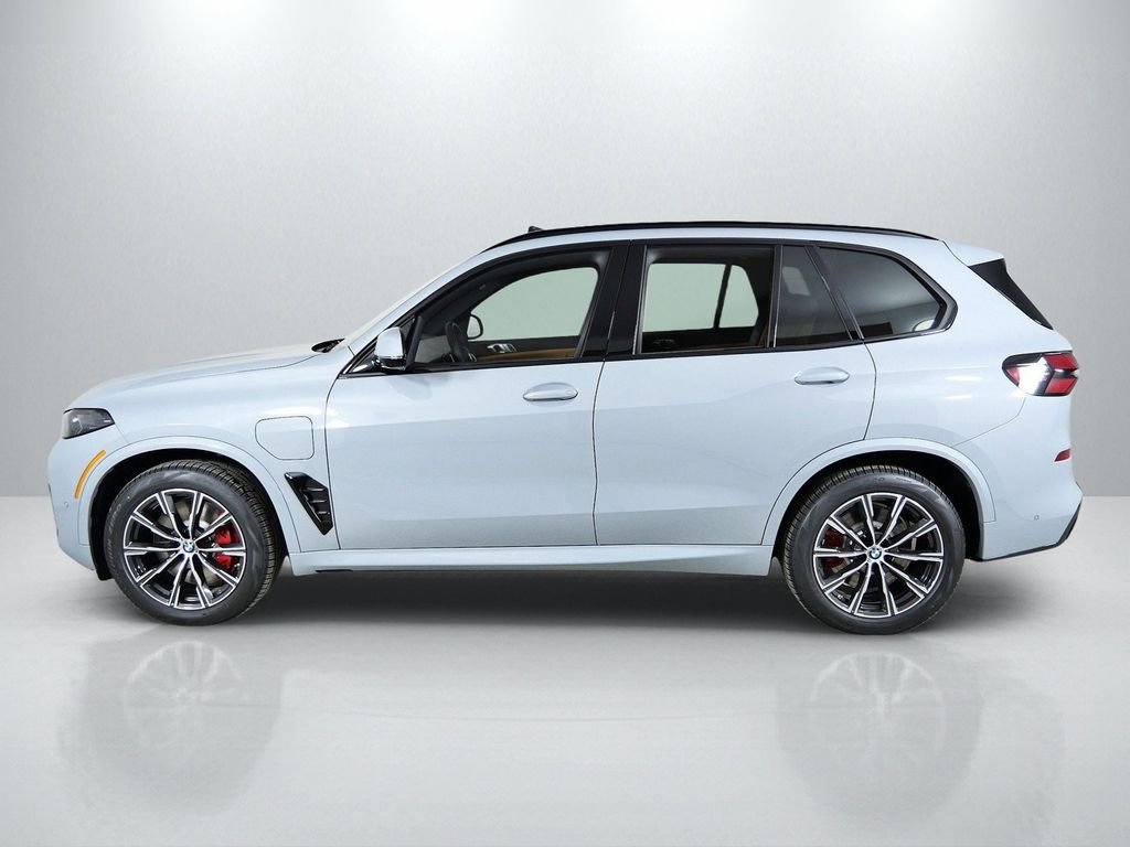 Used 2026 Brooklyn Grey Metallic BMW xDrive50e image 16