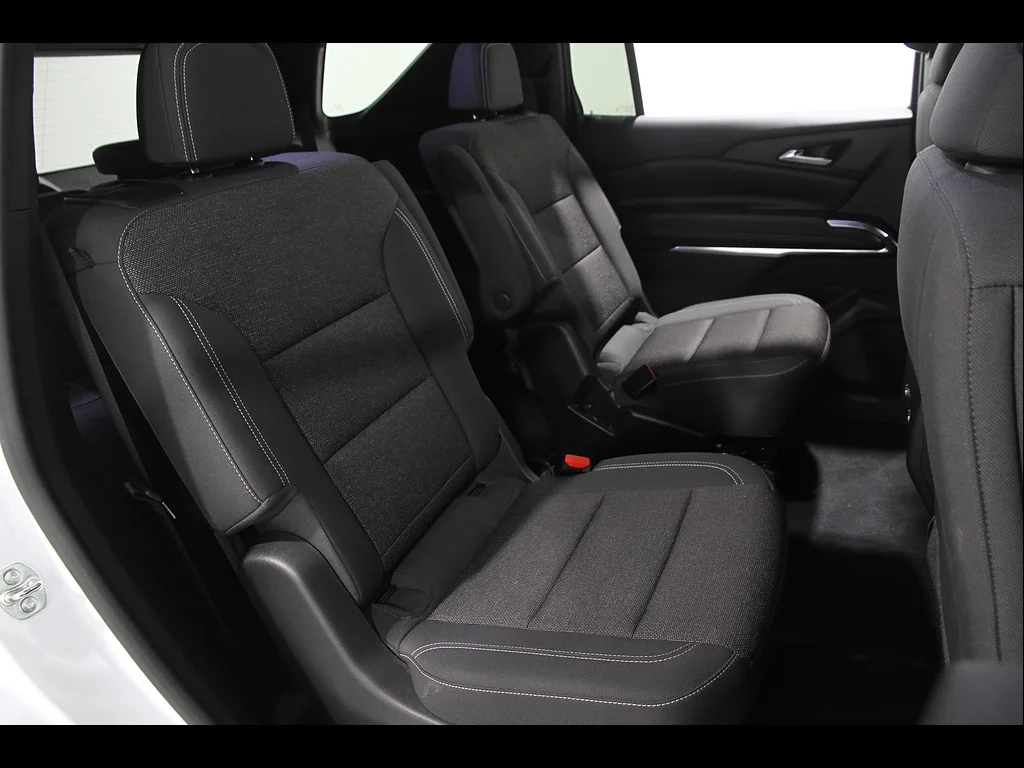 2024 Chevrolet Traverse 2LT - Photo 20