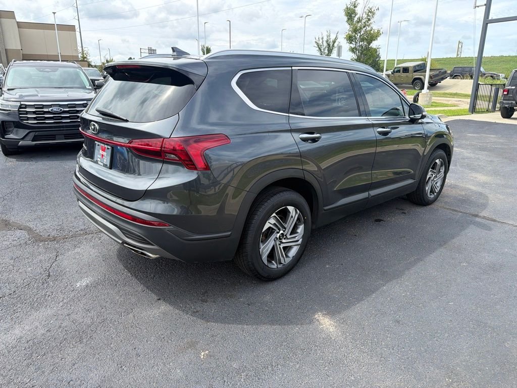 Used 2023 Gray Hyundai SEL image 7