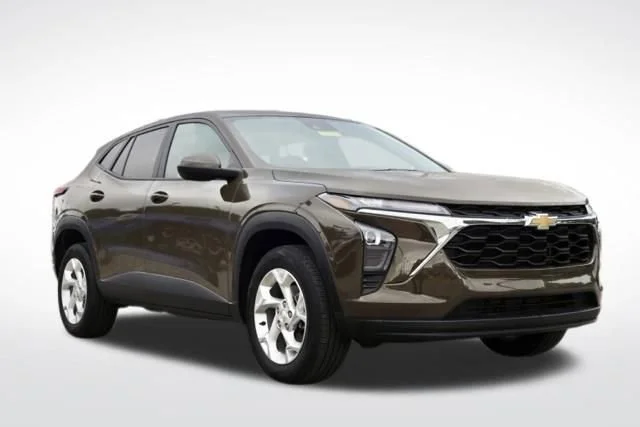 2024 Chevrolet Trax LS's photo
