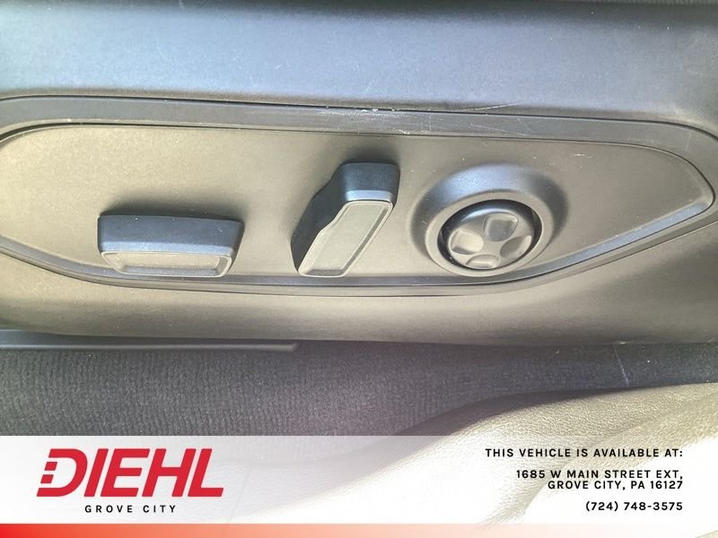 Used 2023 Silver Jeep Altitude X image 23