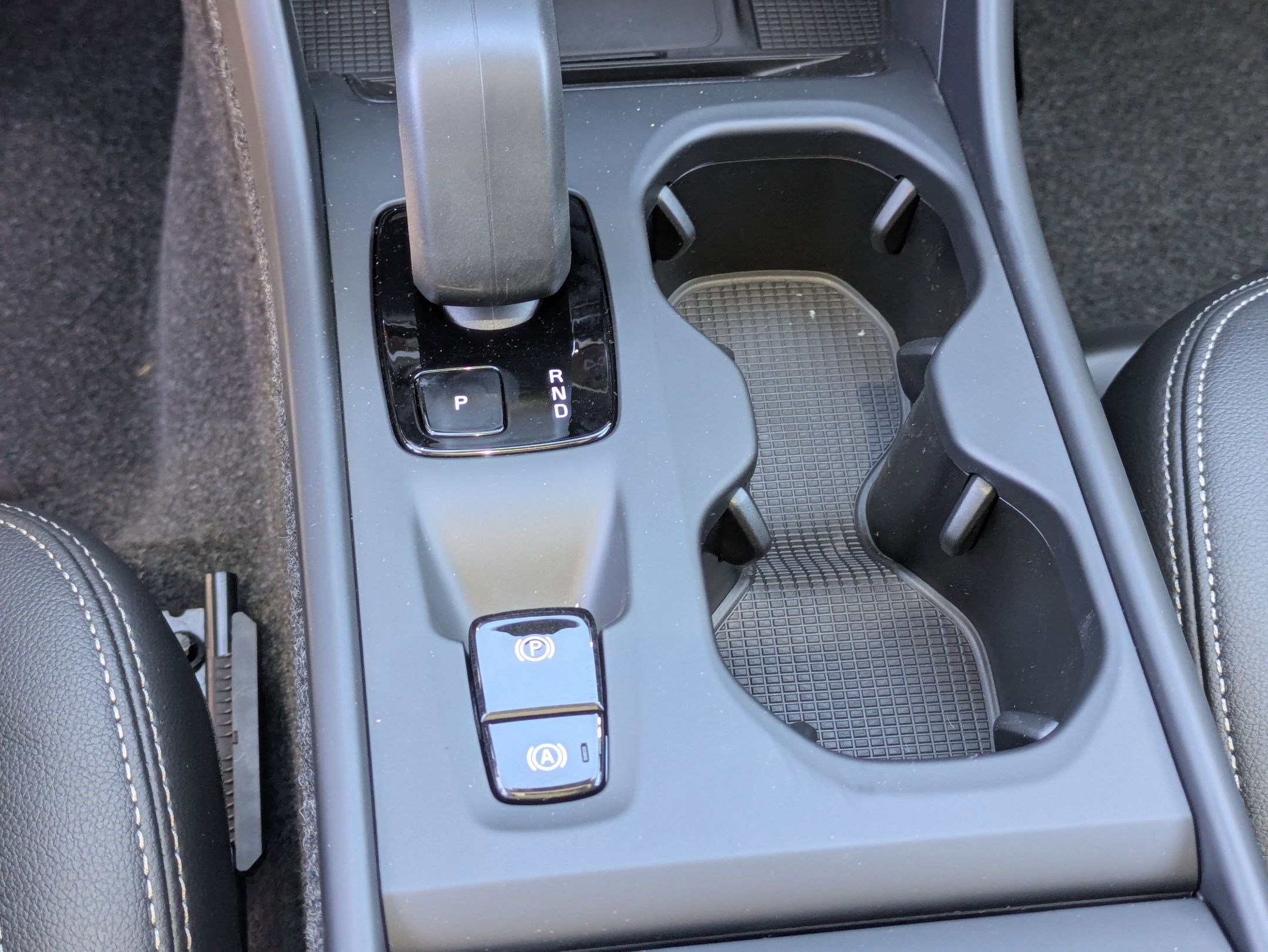 New 2026 Crystal White Volvo Core image 14