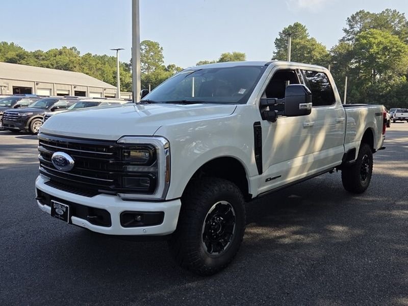 New 2026 Star White Metallic Tri-Coat Ford F-250® Platinum® image 3