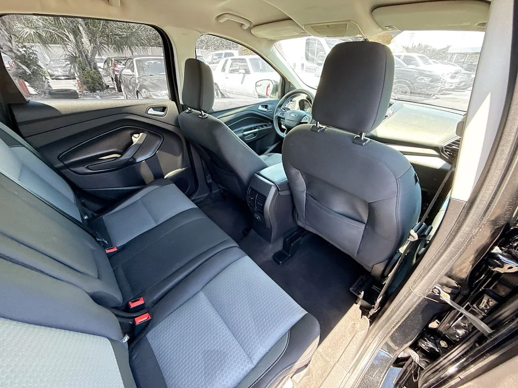 Used 2018 Black Ford SE image 30